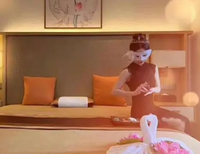 我在广州体验了下高端男士按摩spa会馆，私人会所花样超多